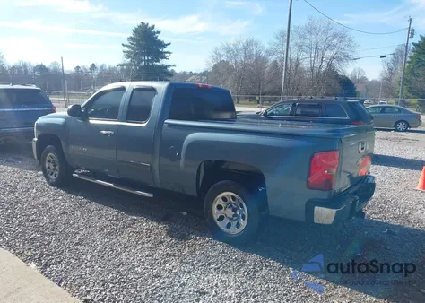 2013 Chevrolet Silverado 1500 Ls z USA, uszkodzony, nr VIN 1GCRCREA7DZ132002